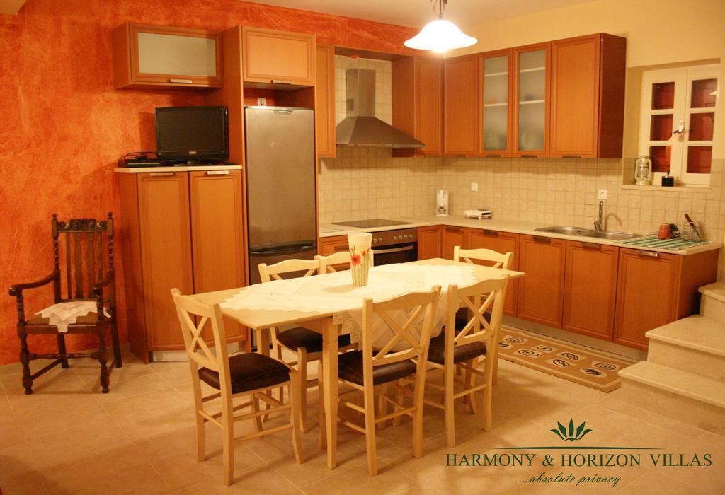 Harmony And Horizon Villas Athánion Exterior foto